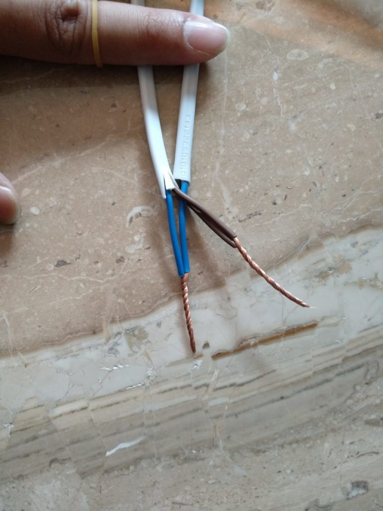 電動窗簾電源連接