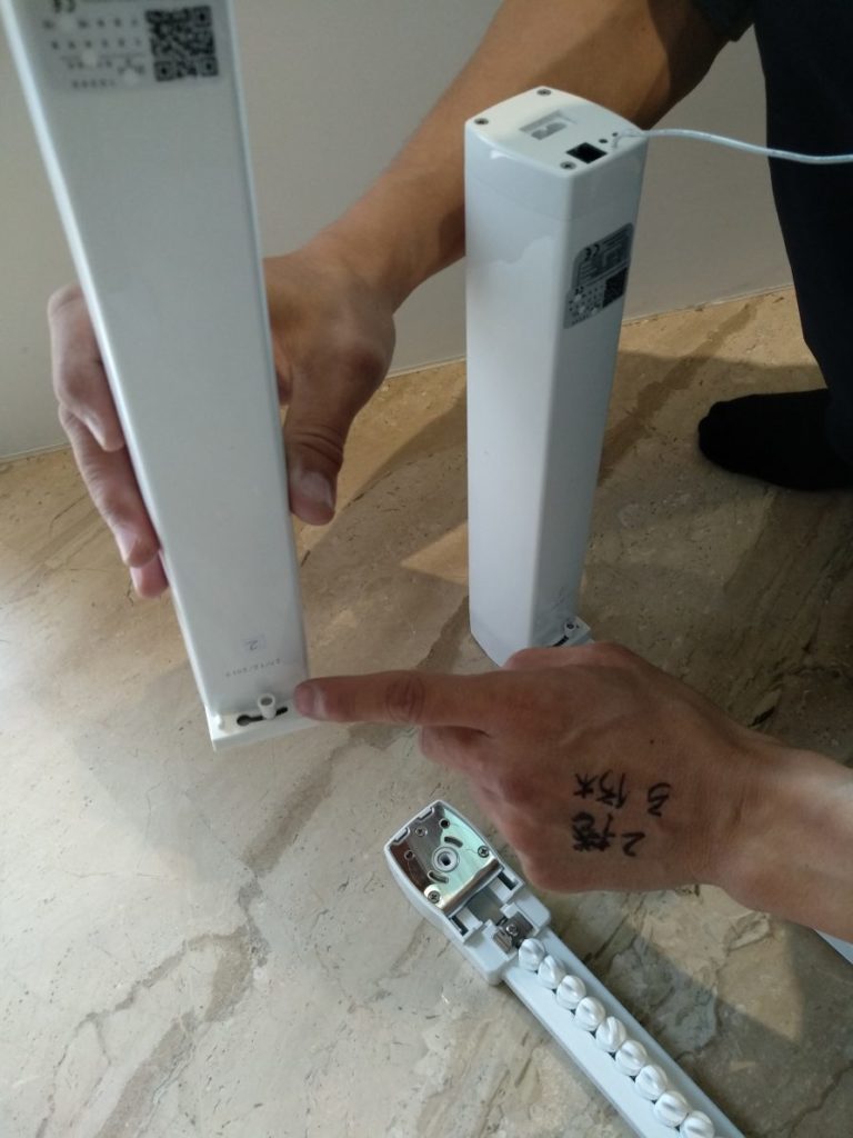 電動窗簾軌道組裝