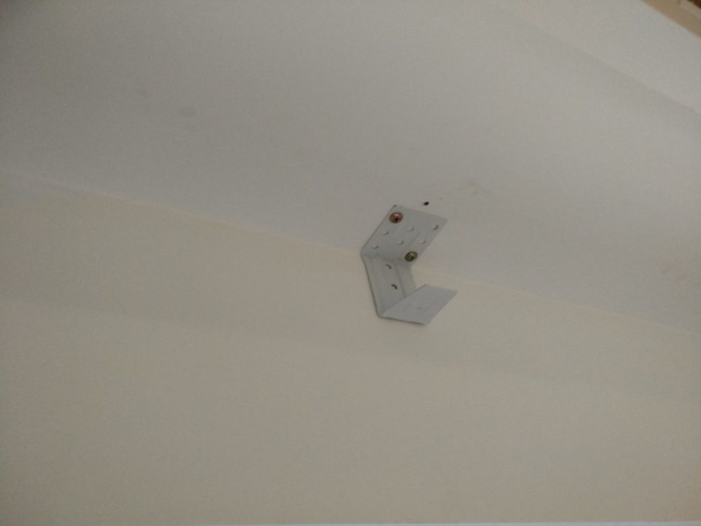 電動百葉窗托架