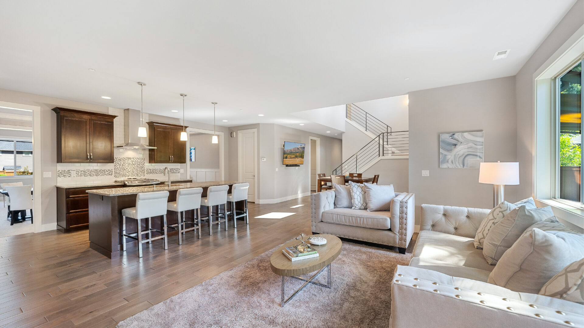 客廳裝潢空間規劃設計