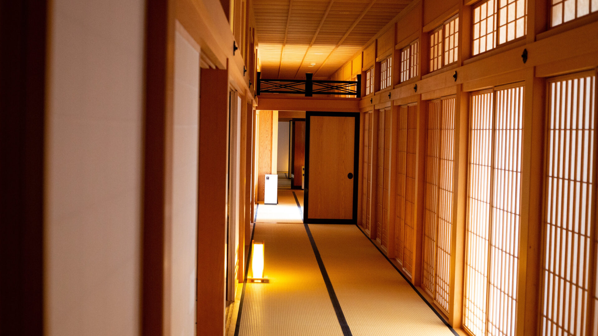 日式裝潢設計元素拉門和式房間